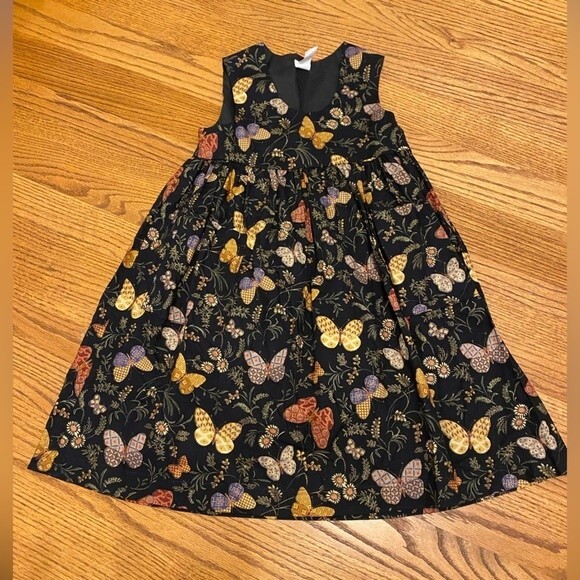 Easy Wear Butterfly Pattern Smock Vest Dress with Pockets - Picture 3 of 7